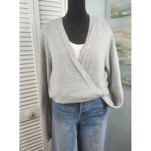 Time and Tru Faux Wrap Sweater M Light Gray Cozy Soft Stretch Pullover Fall